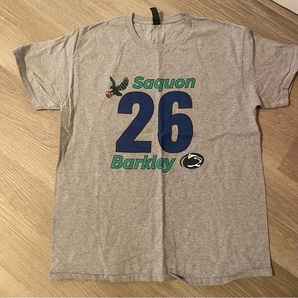 Men’s Large Saquon Barkley Hybrid Penn State/Eagles T-Shirt